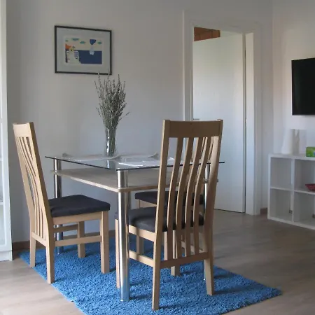 Apartment Tim *